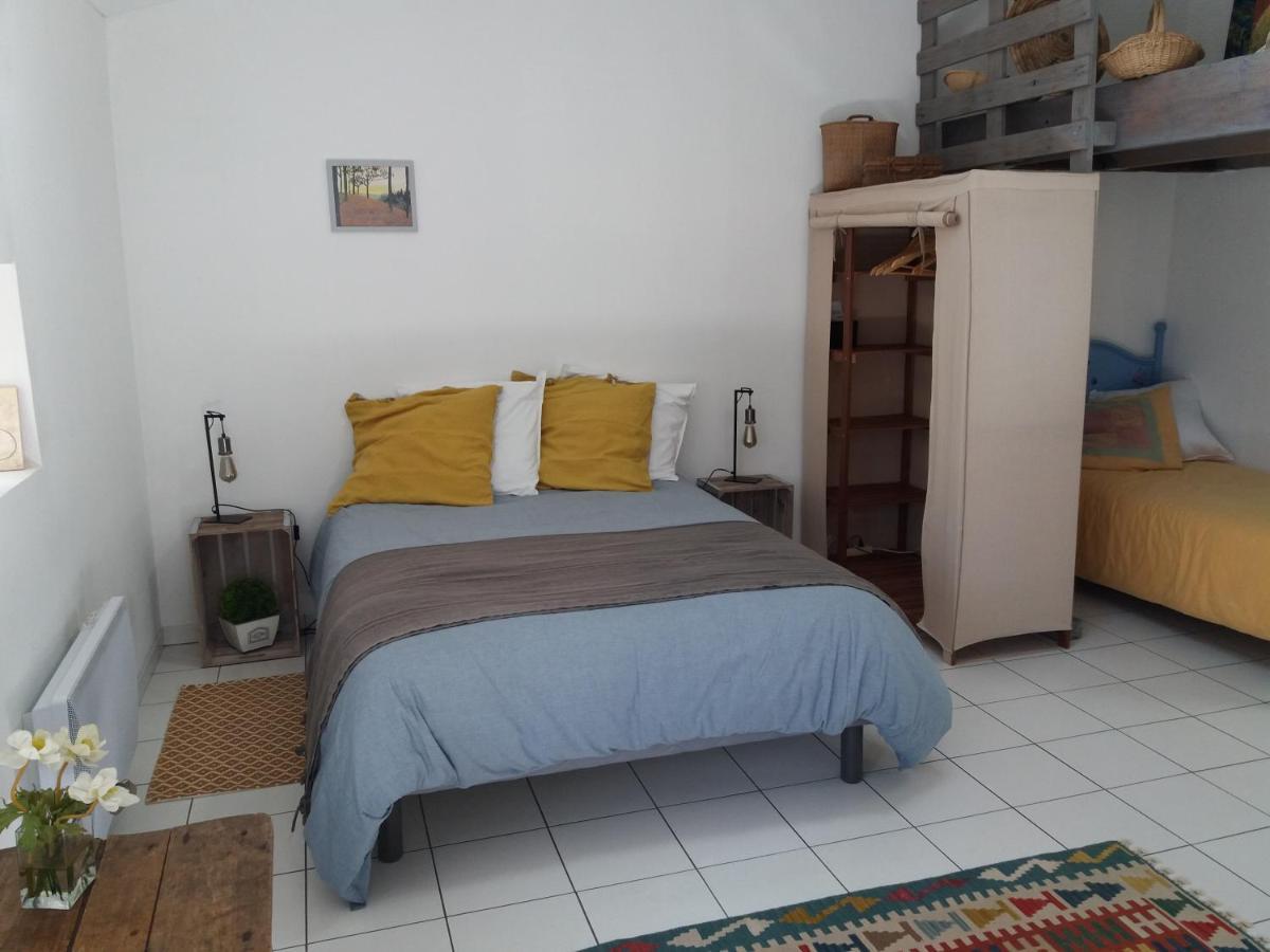 Chambre D'Hotes La Thibaudiere Bressuire Exteriör bild