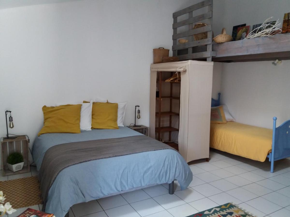 Chambre D'Hotes La Thibaudiere Bressuire Exteriör bild