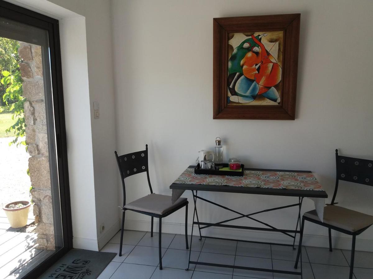 Chambre D'Hotes La Thibaudiere Bressuire Exteriör bild